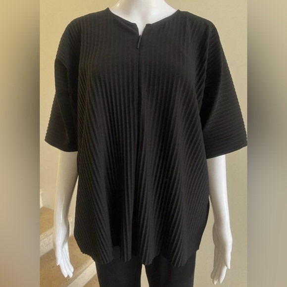 COS Pleated Short Sleeve Top Blouse, Size Medium, Black - Picture 3 of 10
